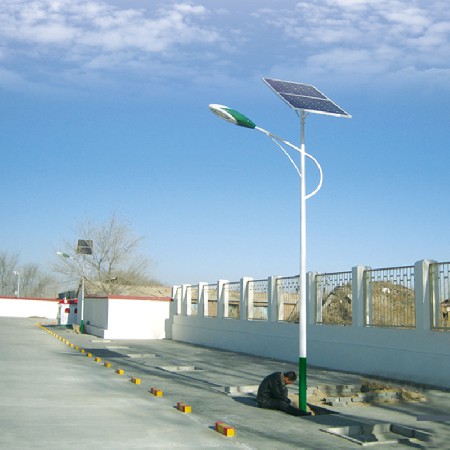 LED太陽(yáng)能路燈新農(nóng)村道路工程一體化簡(jiǎn)約太陽(yáng)能路燈廠家批發(fā)